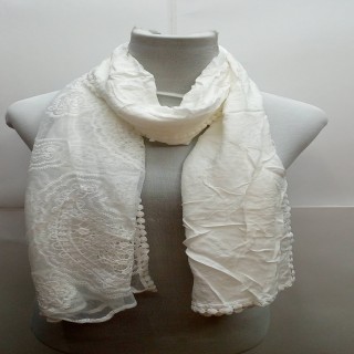 Premium Ari Diamond Lace Stole- white 